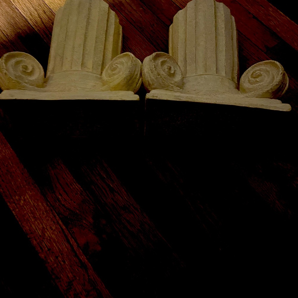 PILLARS - Picture 2 of 3